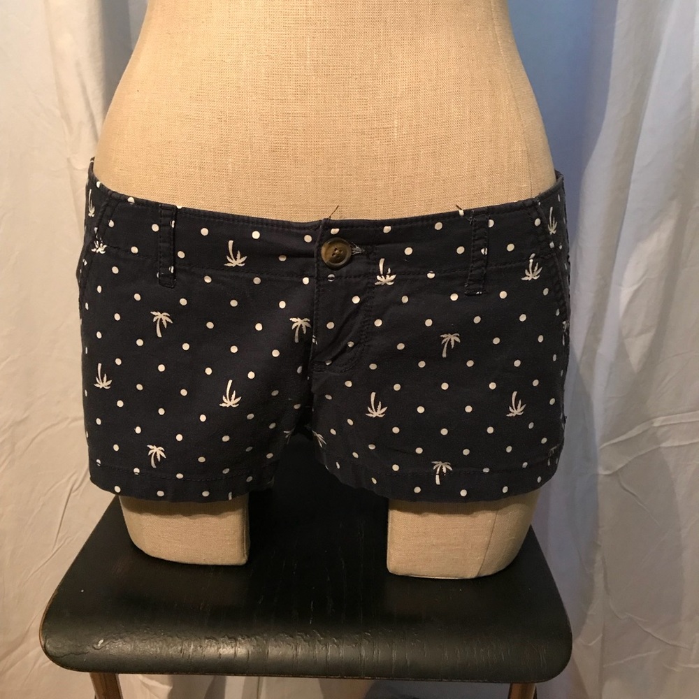 🌊 HOLLISTER Palm Shorts